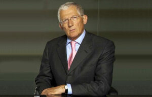 Nick Hewer