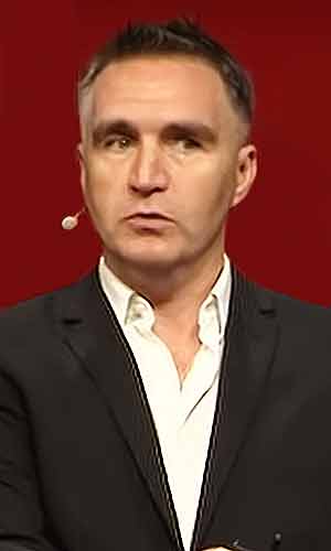 Caspar Berry