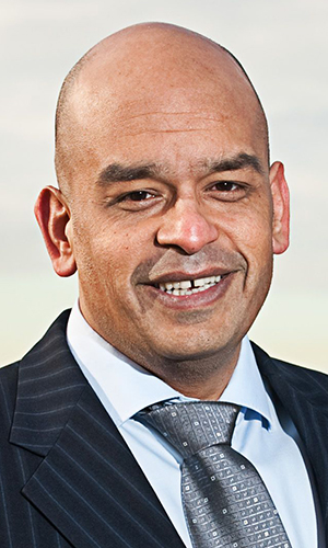 Shaf Rasul (Dragons Den)