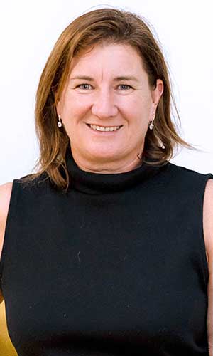 Emma Henderson (Captain)
