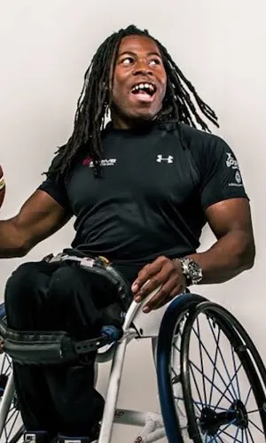 Ade Adepitan