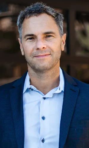 Chris Barton